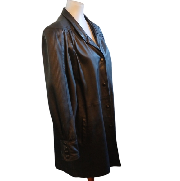 Vintage Women’s Black Leather Coat by KC Direct 3/4 Length Jacket Size Large - Picture 9 of 12